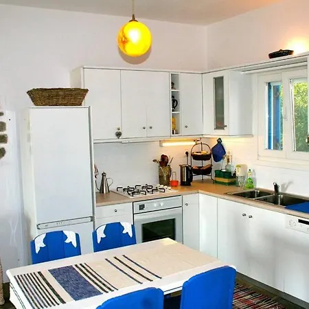 Maison Cycladique Au Coeur D' Agkairia Holiday home *